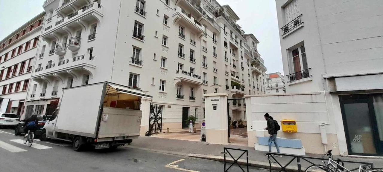 Appartamento Avec Balcon Dans Calme Avec Gardien - *