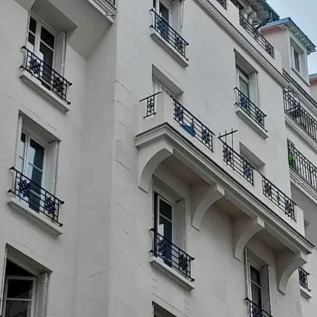 Au Calme, Avec Balcon, Bail Mobilite Ok